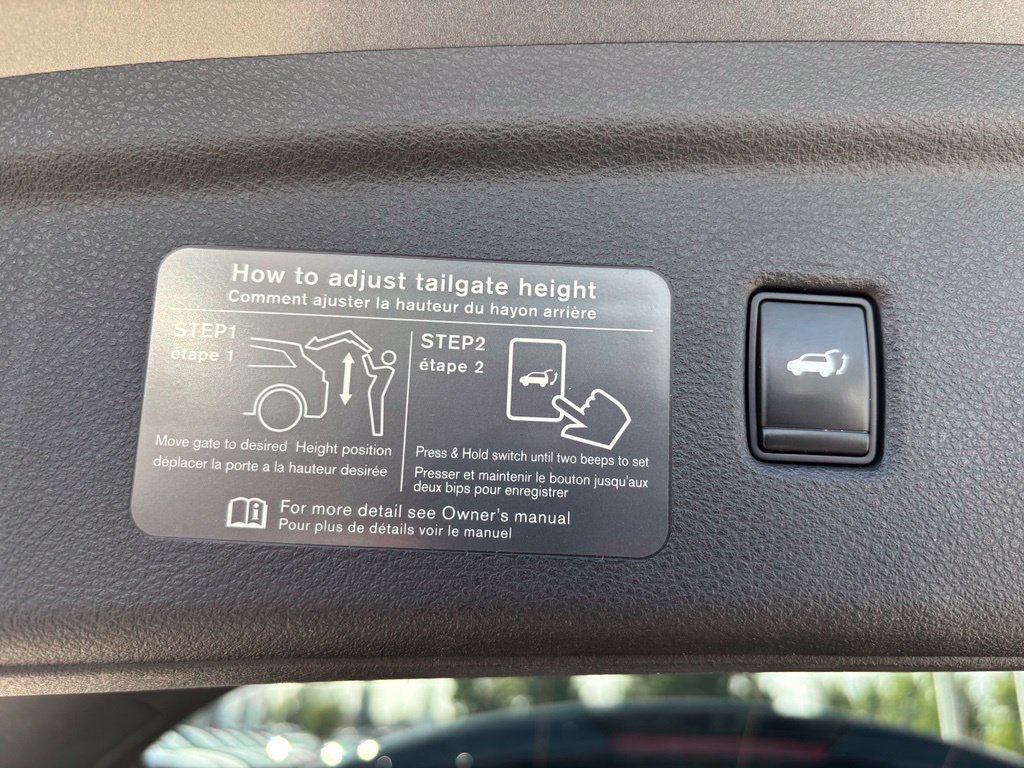 Used 2021 INFINITI QX50 Sensory w/ Accent Package AWD/4WD image 25