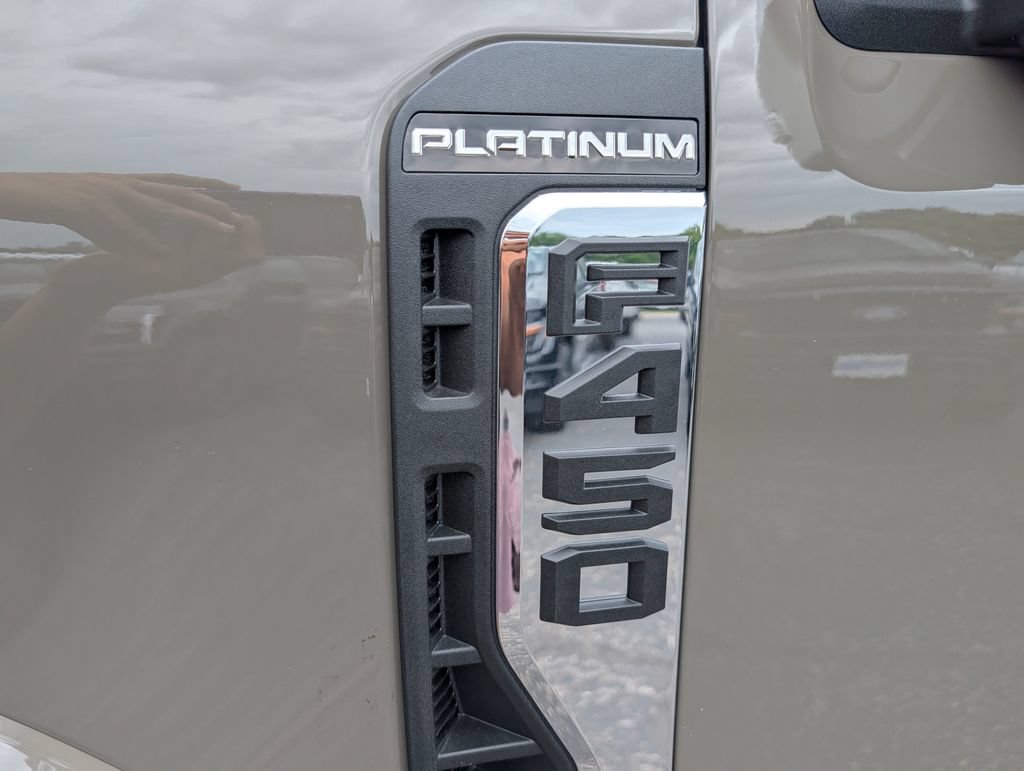 Used 2026 Ford F450 Platinum w/ Platinum Plus Package AWD/4WD image 9