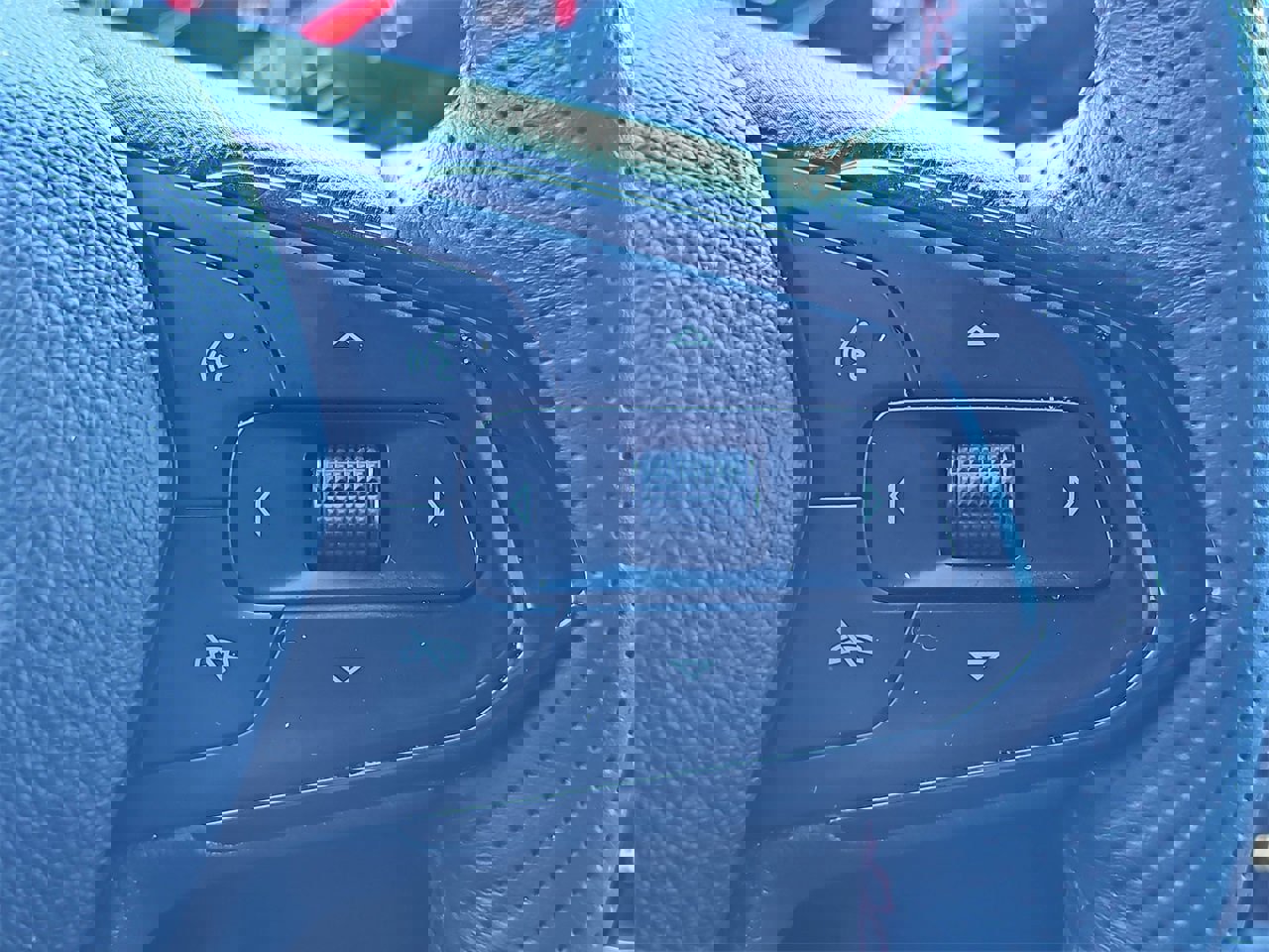 Certified 2023 Chevrolet TrailBlazer RS w/ Sun and Liftgate Package image 18