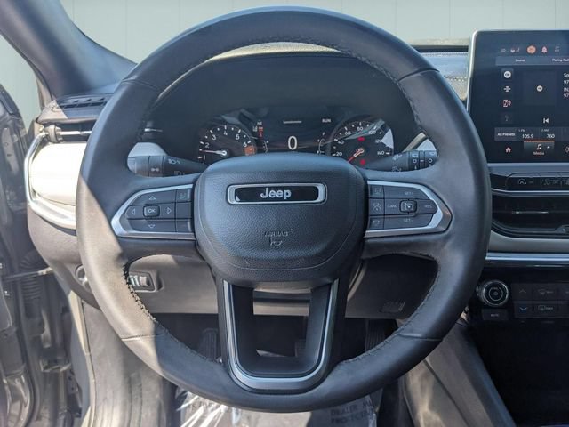 Used 2023 Jeep Compass Limited AWD/4WD image 18