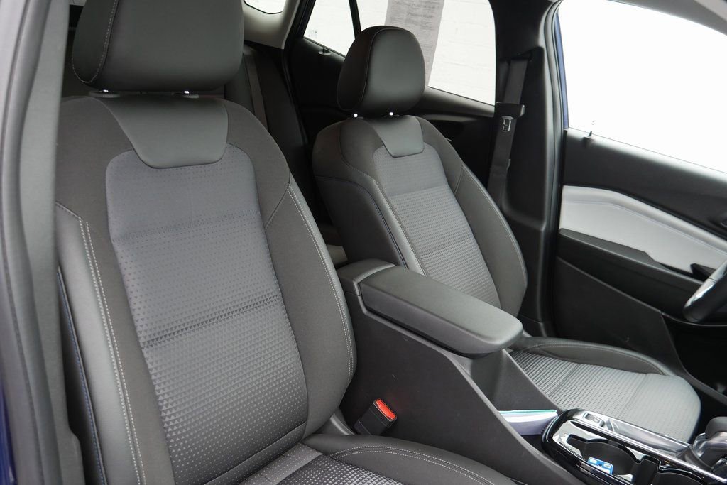 Used 2024 Chevrolet Trax LT w/ Driver Confidence Package image 21