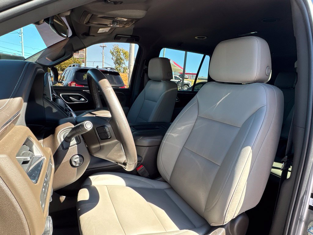 Used 2022 Chevrolet Tahoe Z71 w/ Z71 Off-Road Package AWD/4WD image 14