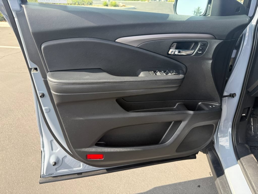 Used 2022 Honda Pilot Special Edition image 9