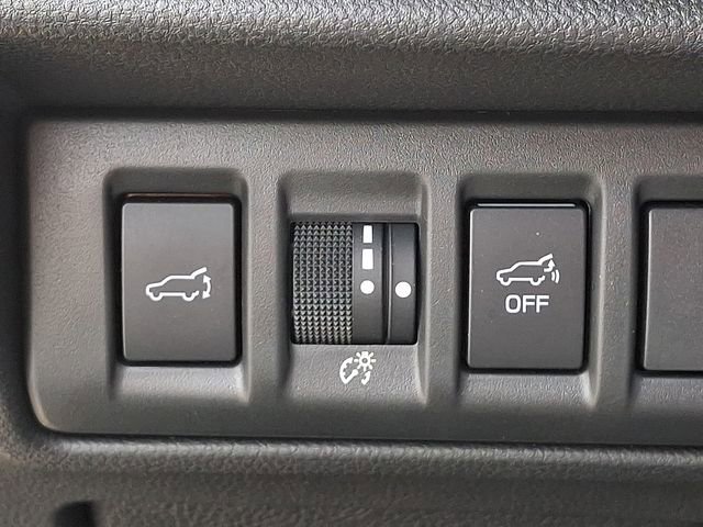 Used 2025 Subaru Outback Premium w/ Popular Package #1A image 23