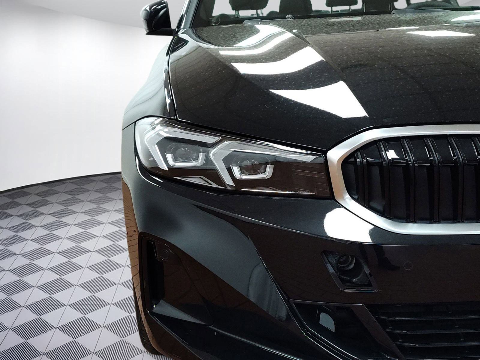 Used 2026 BMW 330i xDrive Sedan w/ Premium Package image 10