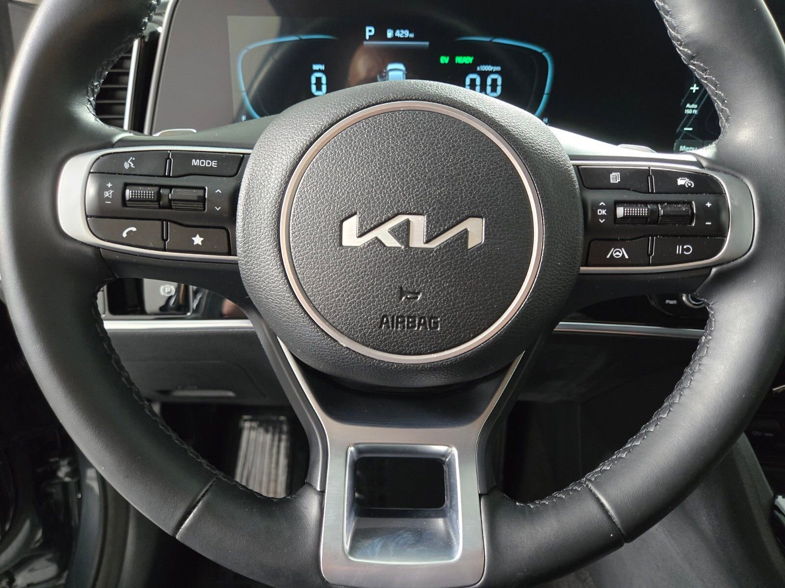 Used 2025 Kia Sportage EX w/ EX Premium Package image 23