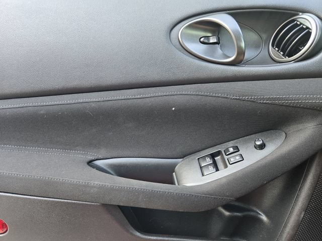 Used 2025 Nissan Z Sport w/ Floor Mat Package RWD image 22