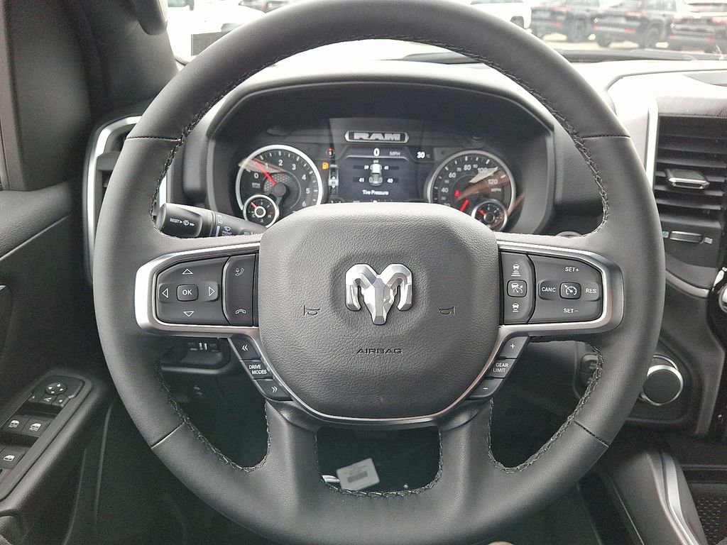 New 2026 RAM 1500 4x4 Crew Cab image 9