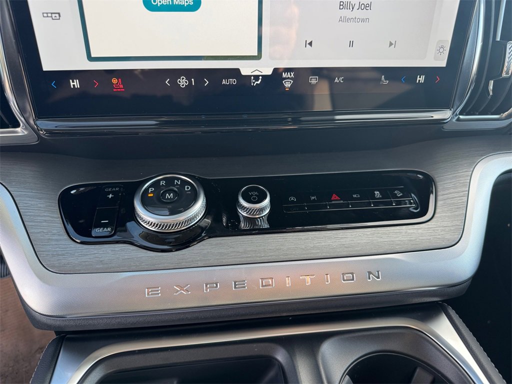 New 2025 Ford Expedition Max Platinum w/ Driver's Package image 21