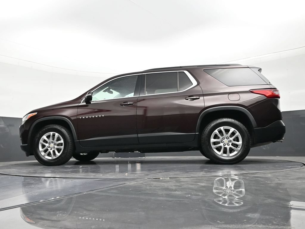 Used 2021 Chevrolet Traverse LT FWD image 28