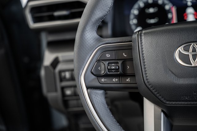 New 2025 Toyota 4Runner Limited image 31