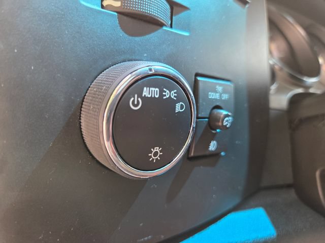 Used 2014 Chevrolet Silverado 2500 LT w/ Interior Plus Package AWD/4WD image 23