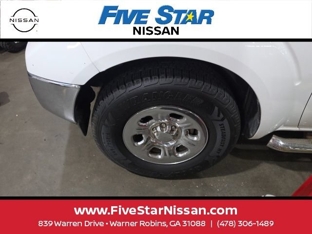 Used 2010 Nissan Frontier SE w/ Power Pkg RWD image 13