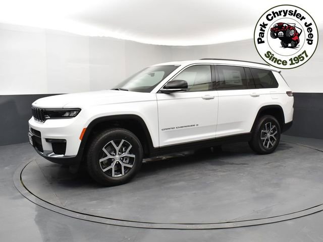 New 2025 Jeep Grand Cherokee L Limited w/ Trailer Tow Package image 3
