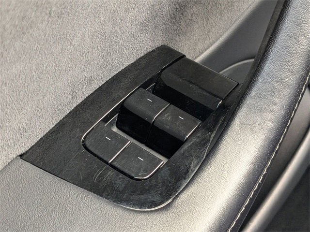Used 2018 Tesla Model 3 Long Range image 21
