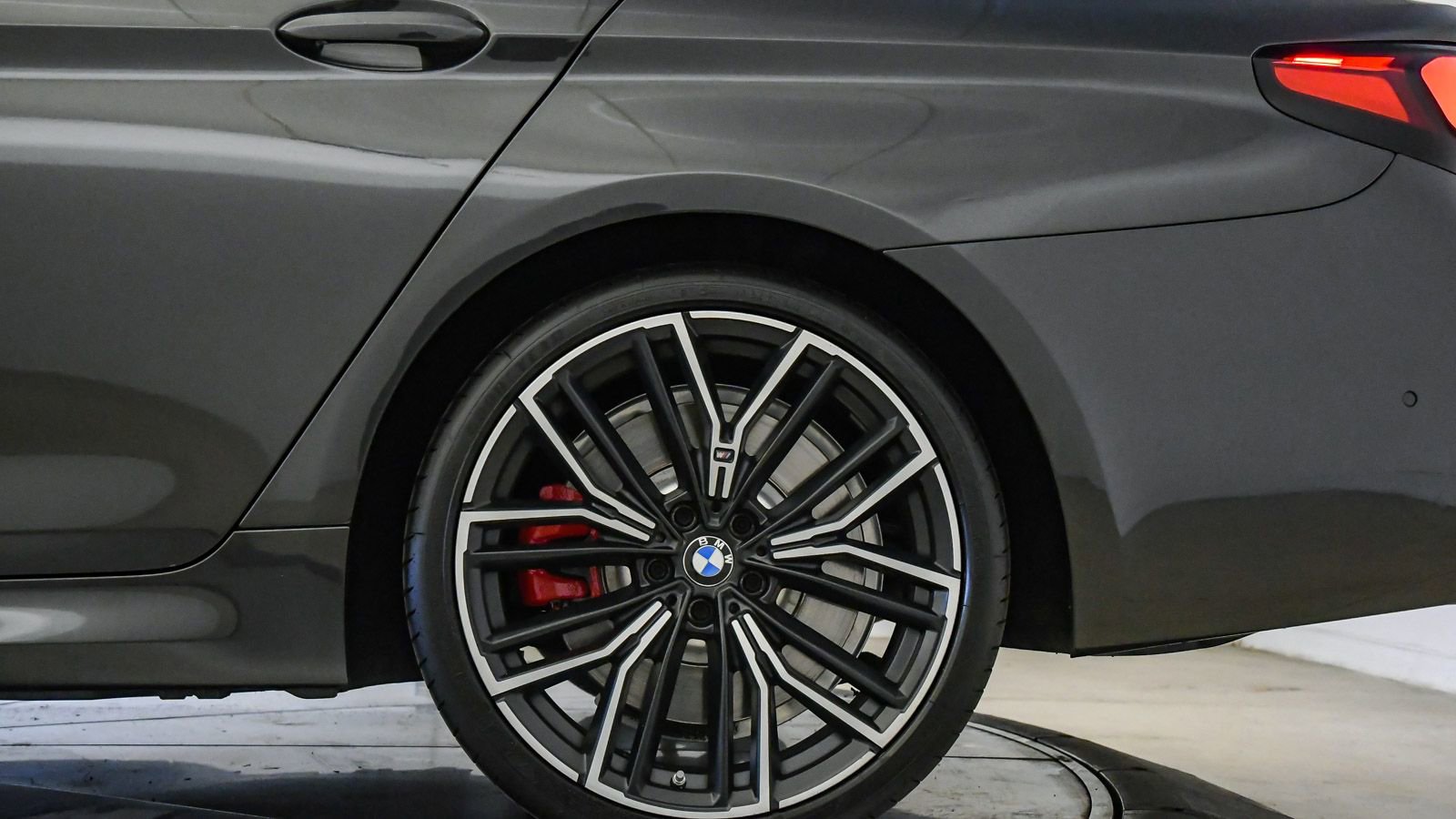 Certified 2023 BMW 540i w/ M Sport Package image 11