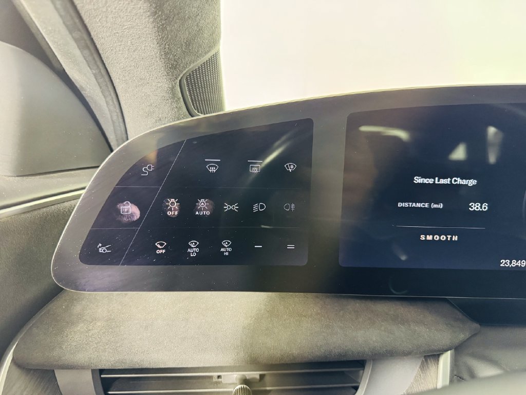 Used 2023 Lucid Air Grand Touring AWD/4WD image 9