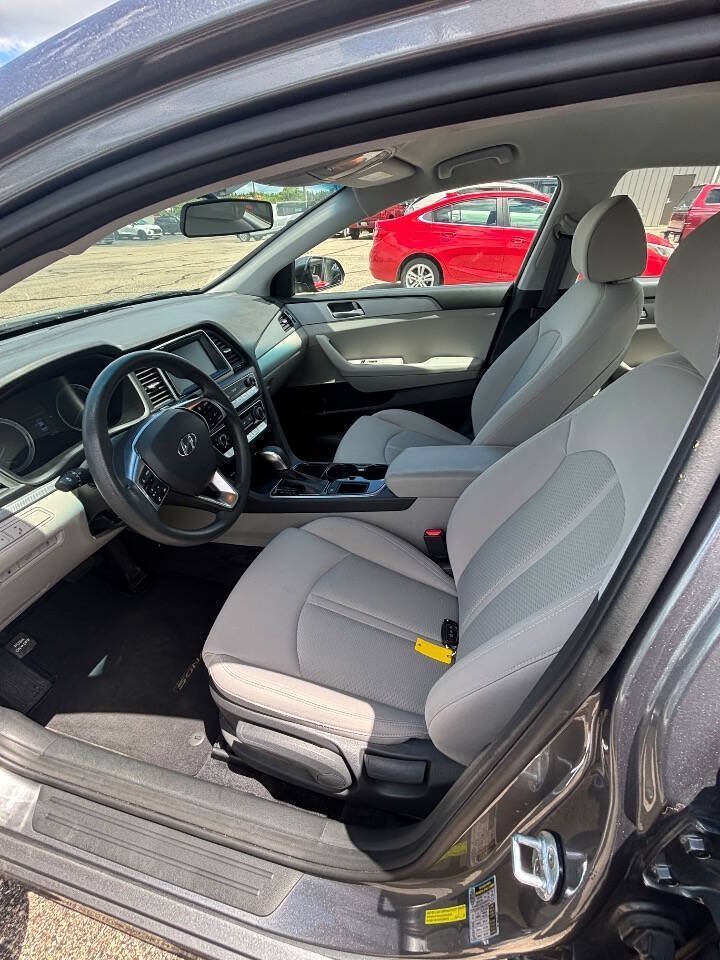 Used 2018 Hyundai Sonata ECO FWD image 2