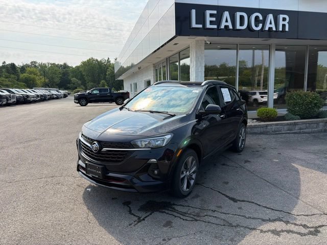 Used 2021 Buick Encore GX Select w/ LPO, Active Lifestyle Package AWD/4WD image 1