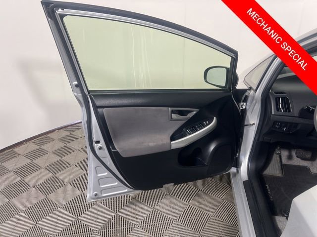 Used 2014 Toyota Prius Three FWD image 15