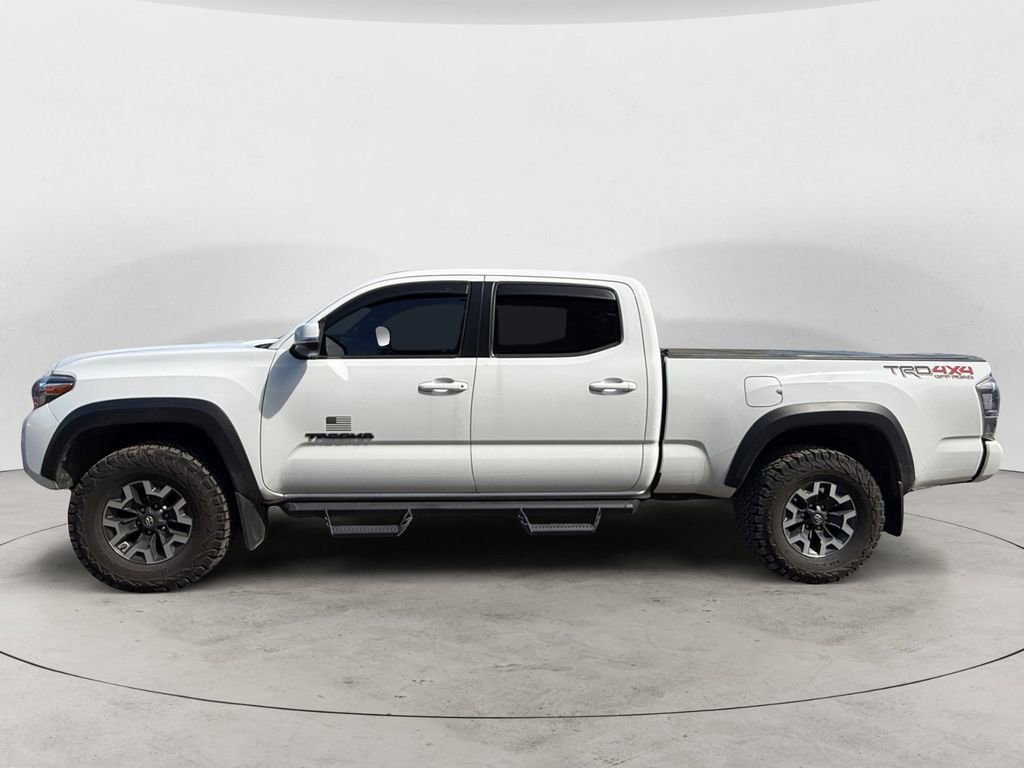 Used 2019 Toyota Tacoma TRD Off-Road w/ Technology Package image 2
