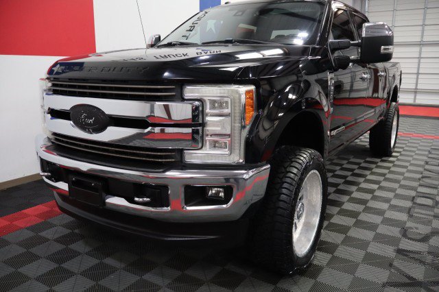 Used 2017 Ford F250 King Ranch w/ King Ranch Ultimate Package AWD/4WD image 4