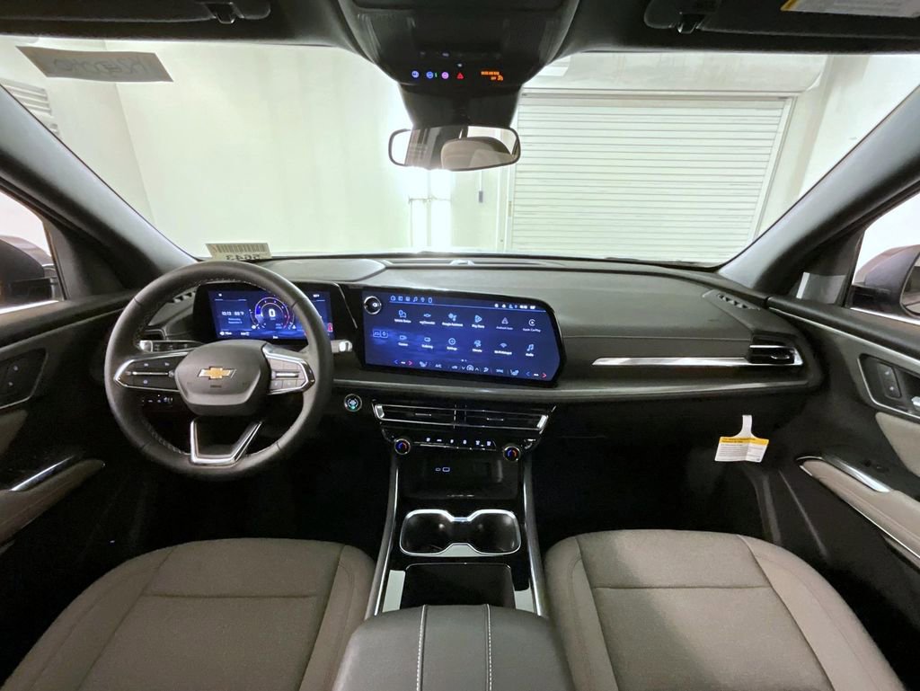 New 2026 Chevrolet Traverse LT w/ LPO, Floor Liner Package image 13