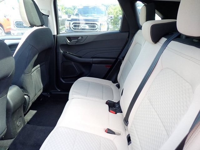 Used 2022 Ford Escape SE AWD/4WD image 18