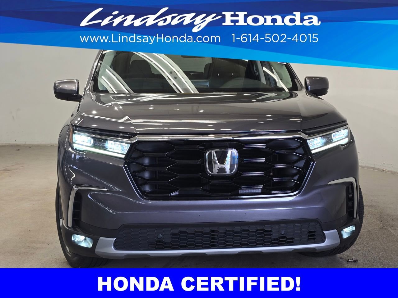 Certified 2023 Honda Pilot Touring image 2
