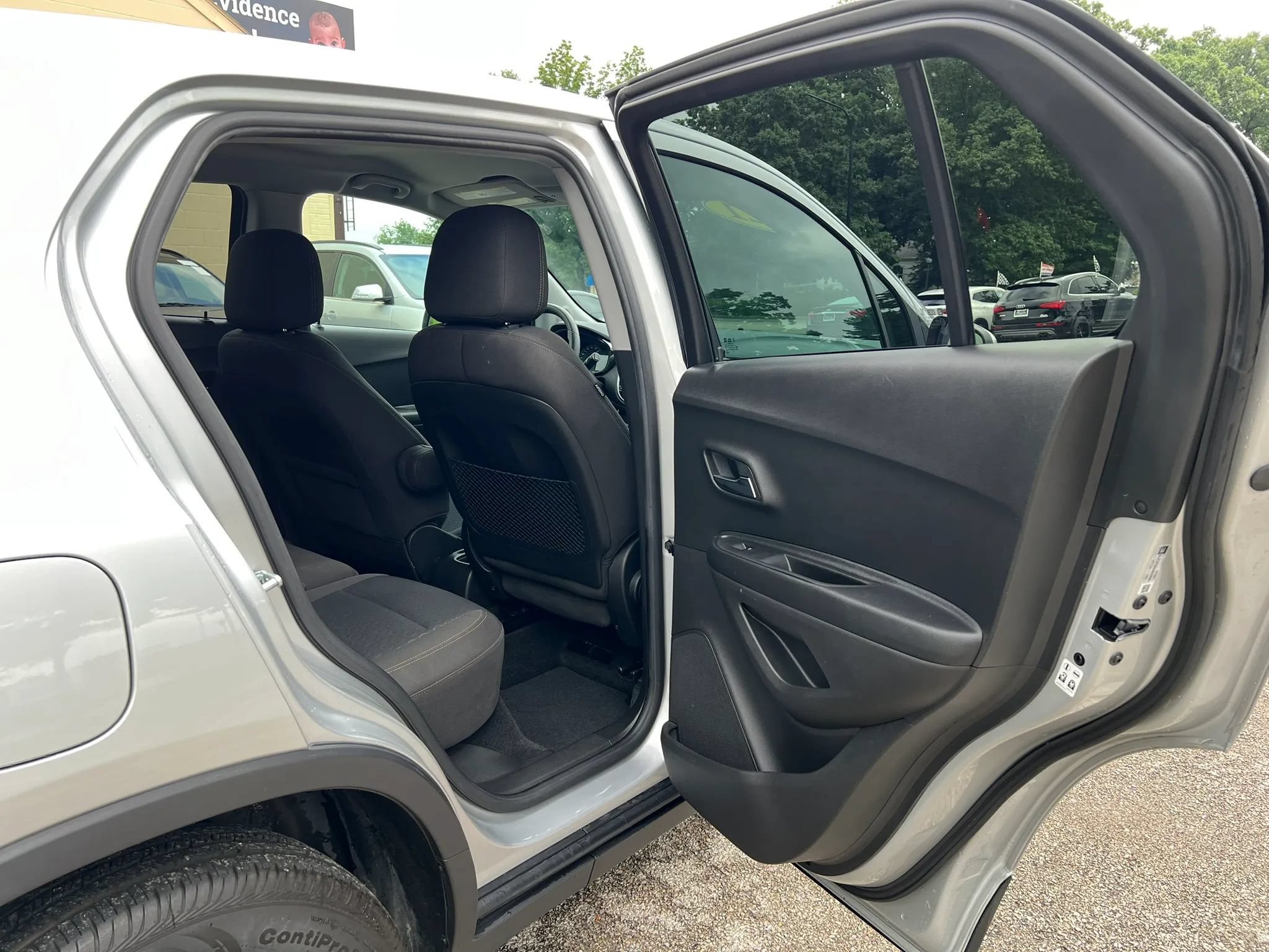 Used 2021 Chevrolet Trax LS w/ Tint and Cruise Package FWD image 15