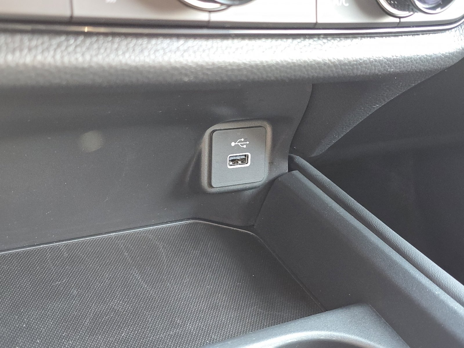 Used 2025 Honda HR-V Sport image 31