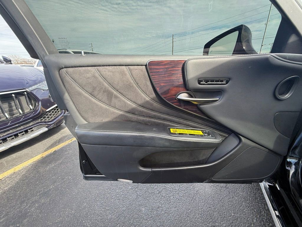 Used 2020 Lexus LS 500 AWD w/ Luxury Package image 10