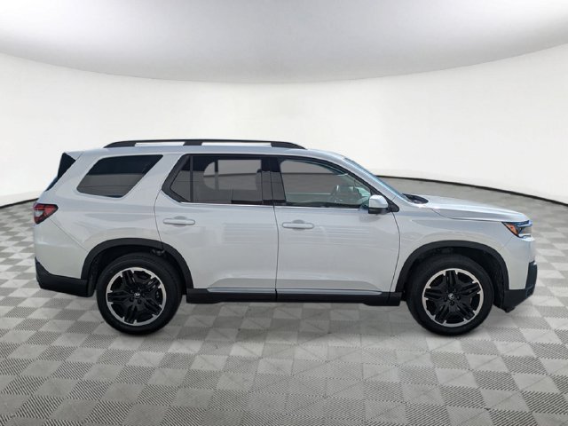 New 2026 Honda Pilot Touring image 7