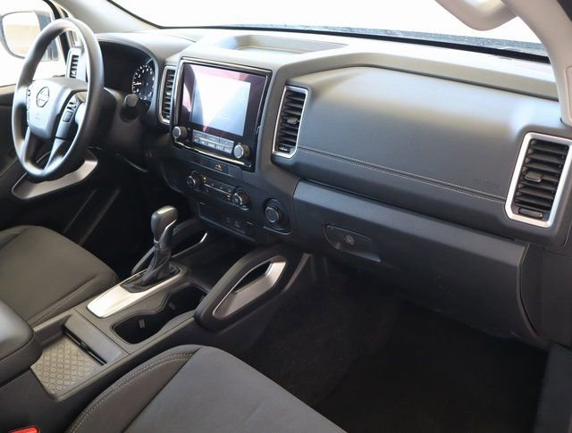 Used 2022 Nissan Frontier SV image 42