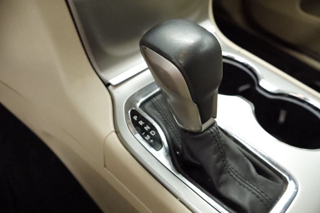 Certified 2018 Jeep Grand Cherokee Limited AWD/4WD image 33