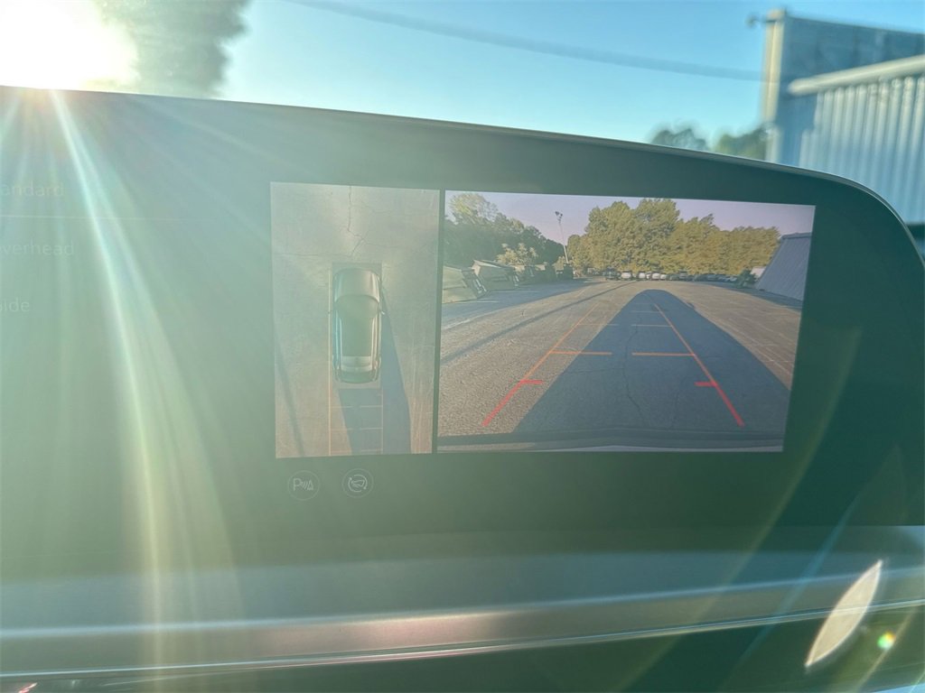 Used 2024 Cadillac Lyriq Sport image 27