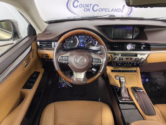 Used 2017 Lexus ES 350 w/ Navigation System Package FWD image 15