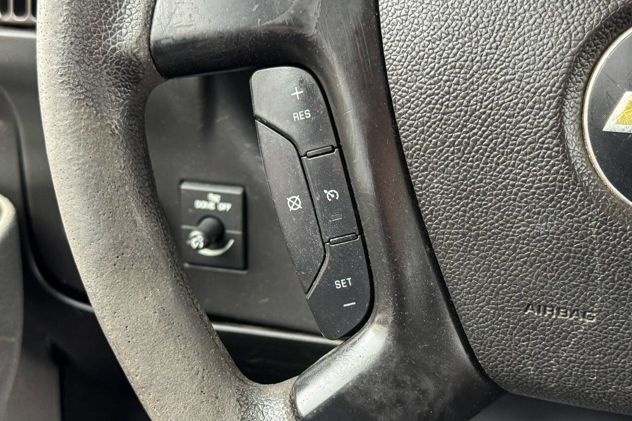 Used 2016 Chevrolet Express 2500 2500 3dr Cargo Van image 25