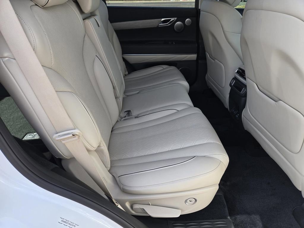 Used 2025 Genesis GV80 3.5T Advanced image 25