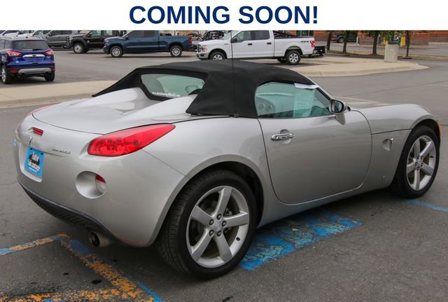 Used 2007 Pontiac Solstice Convertible w/ Convenience Package RWD image 8