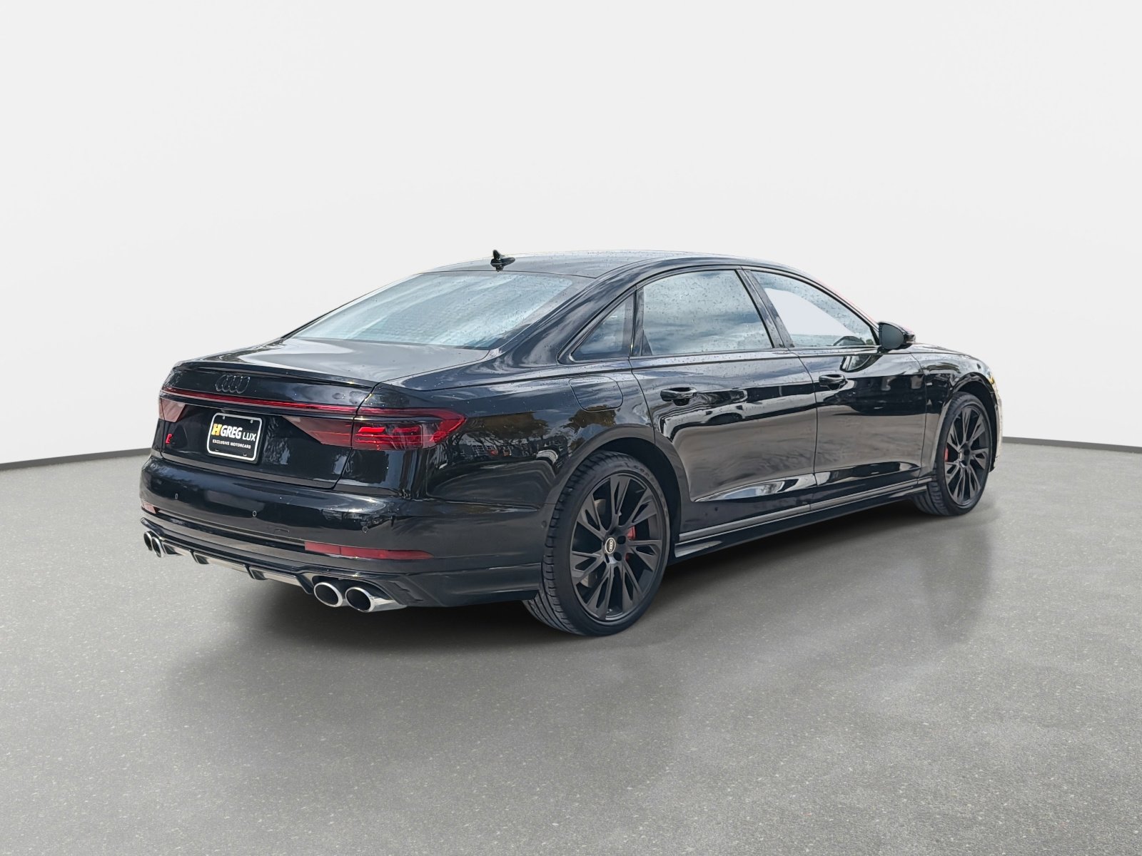 Used 2025 Audi S8 4.0T image 3