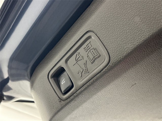 Used 2022 Lincoln Navigator Reserve image 10