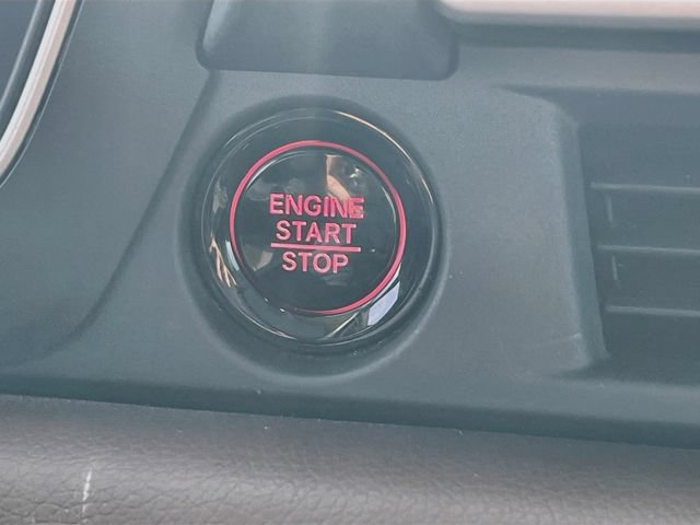 Used 2025 Honda Pilot Elite image 19