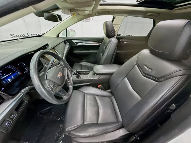 Used 2018 Cadillac XT5 Luxury w/ Driver Awareness Package FWD image 22