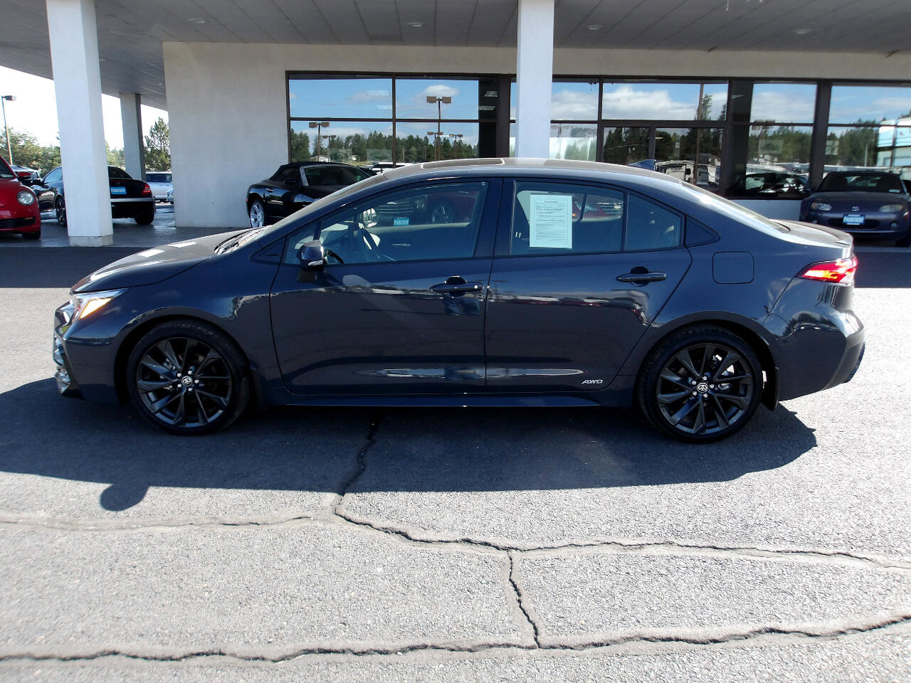 Used 2024 Toyota Corolla SE w/ SE Package AWD/4WD image 2