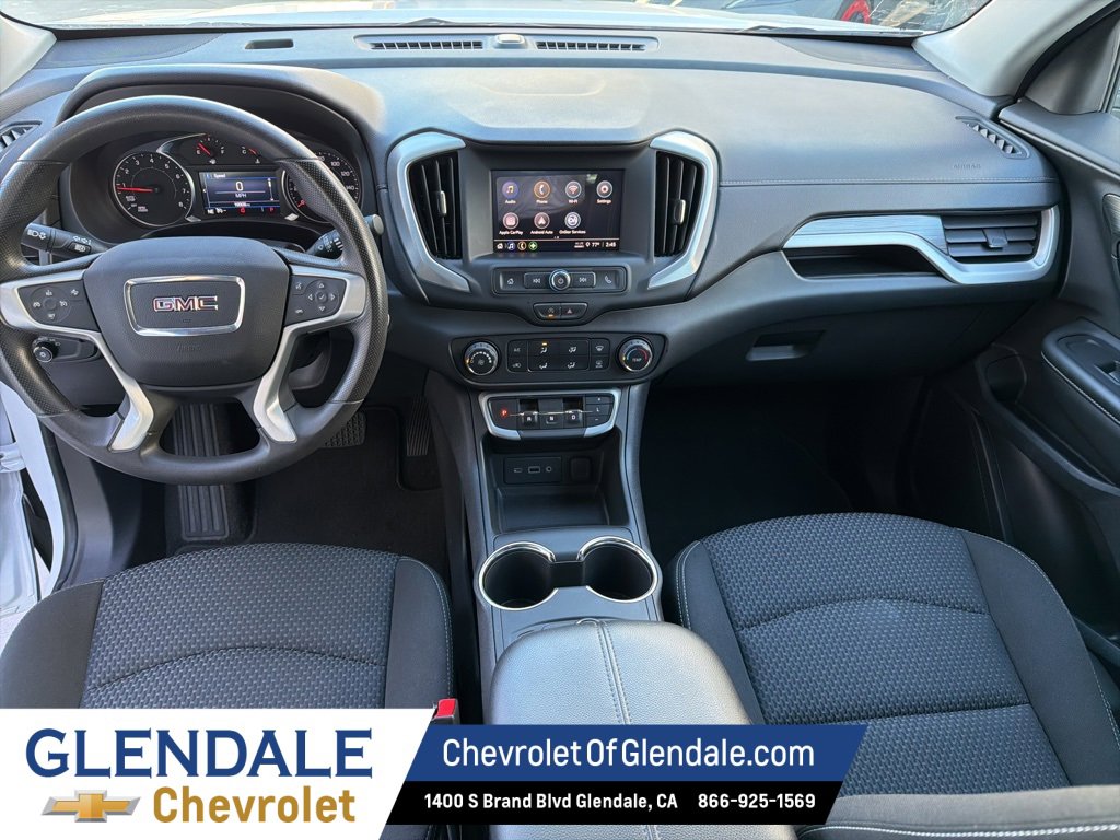 Used 2024 GMC Terrain SLE image 21