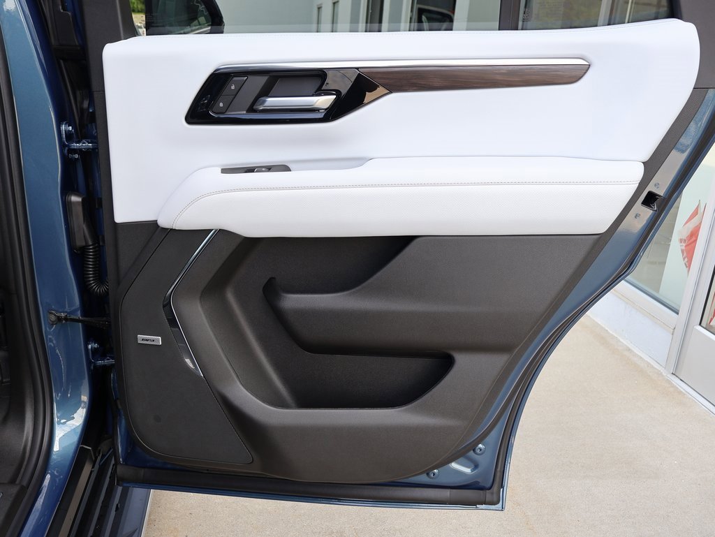 New 2025 Chevrolet Tahoe Premier image 38