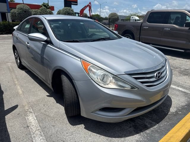 Used 2012 Hyundai Sonata GLS FWD image 3