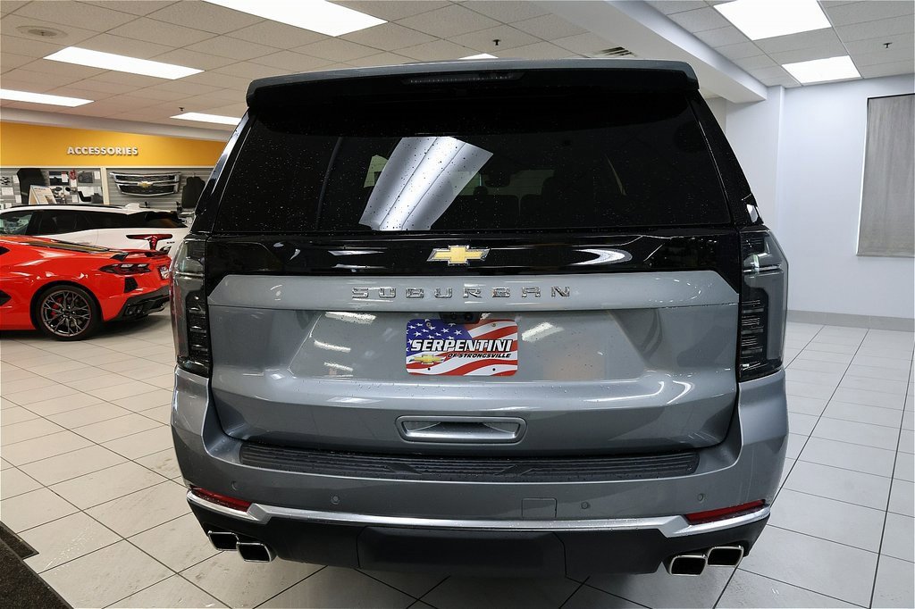 New 2025 Chevrolet Suburban High Country image 5
