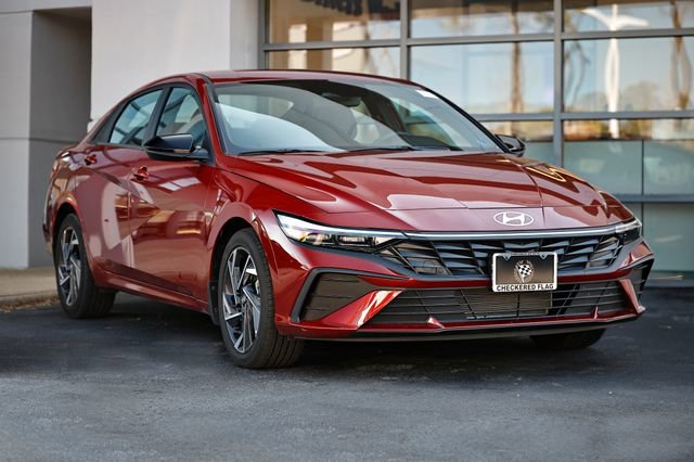Certified 2025 Hyundai Elantra Sport